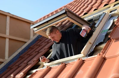 Pose de fenêtres de toit Velux à Guéron
